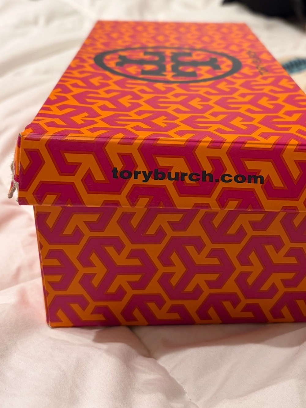 Tory Burch Beige Leather Logo Ballet Flats with Black Trim - Picture 11 of 11